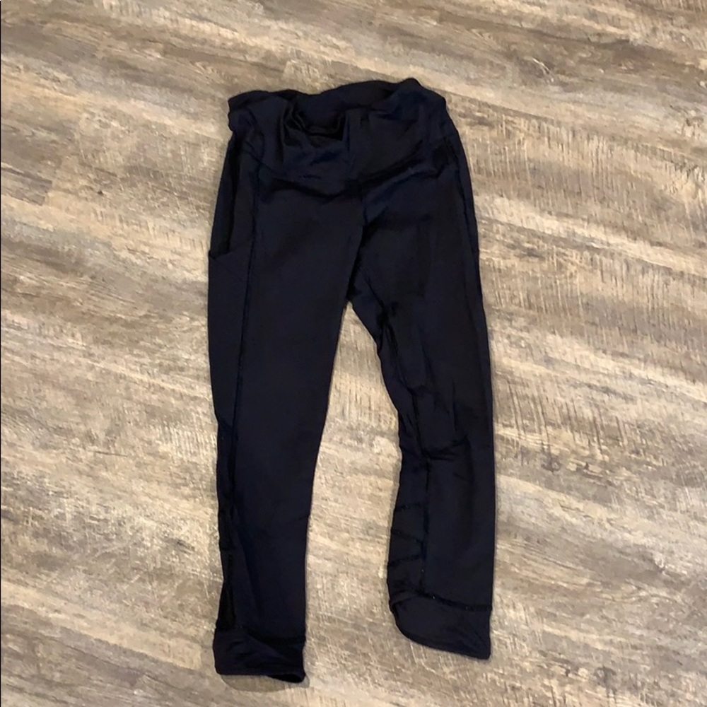 Lululemon Black Crop Cross Stitch Detail